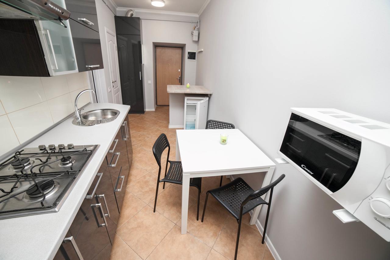 Vicheva apartments Lviv Buitenkant foto